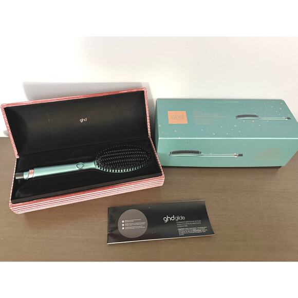 Limited Edition ghd Glide Smoothing Hot Brush–Ceramic Ionic Hair Straightening - Picture 1 of 8